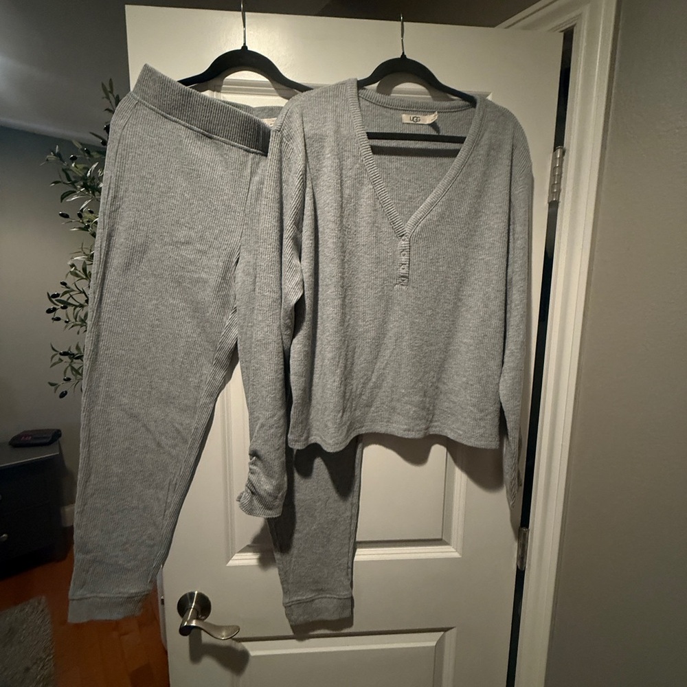 UGG Women's Gray Pajama Set